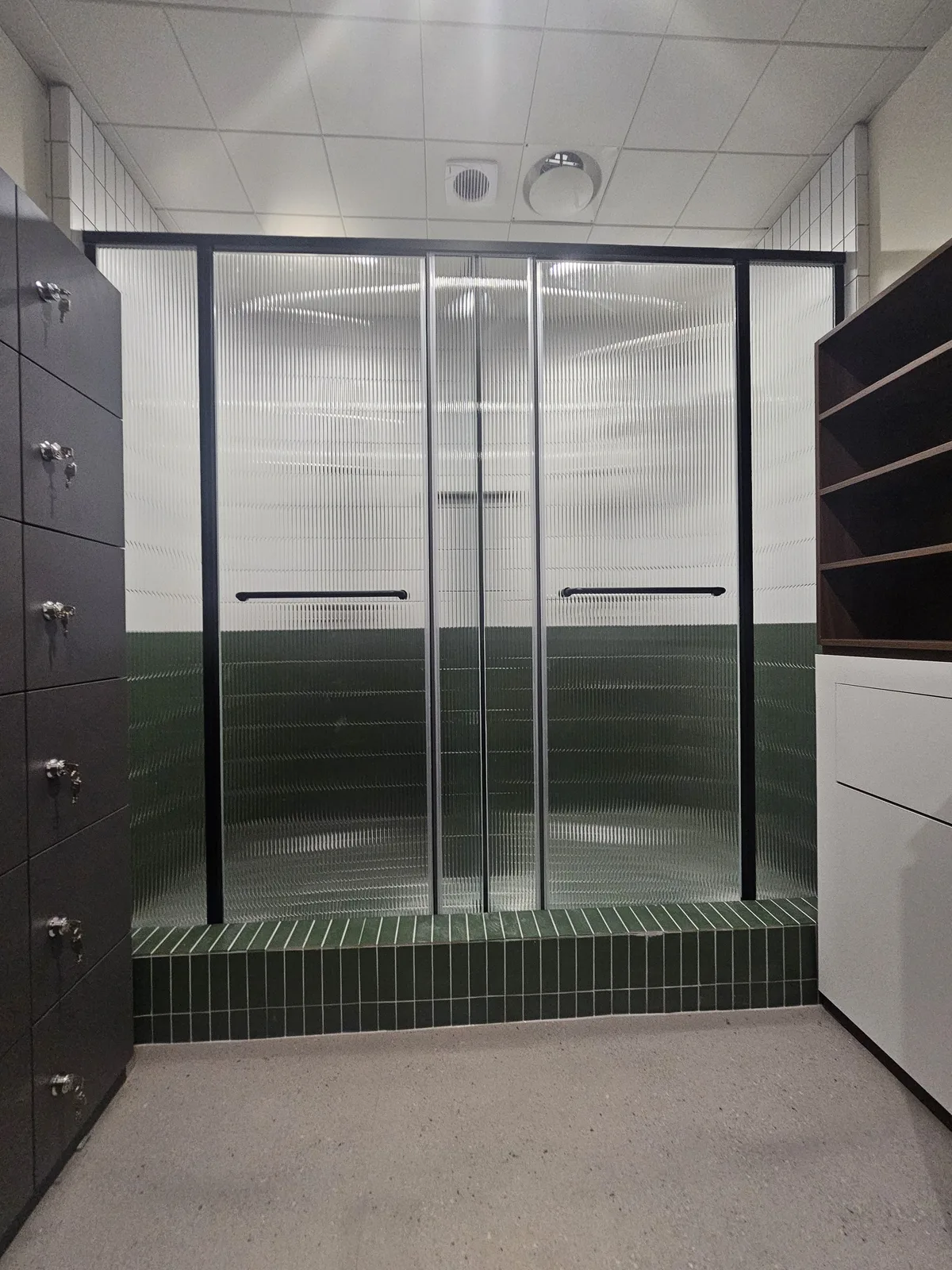 샤워부스 칸막이 신규 시공 시공 전 서울 업무시설