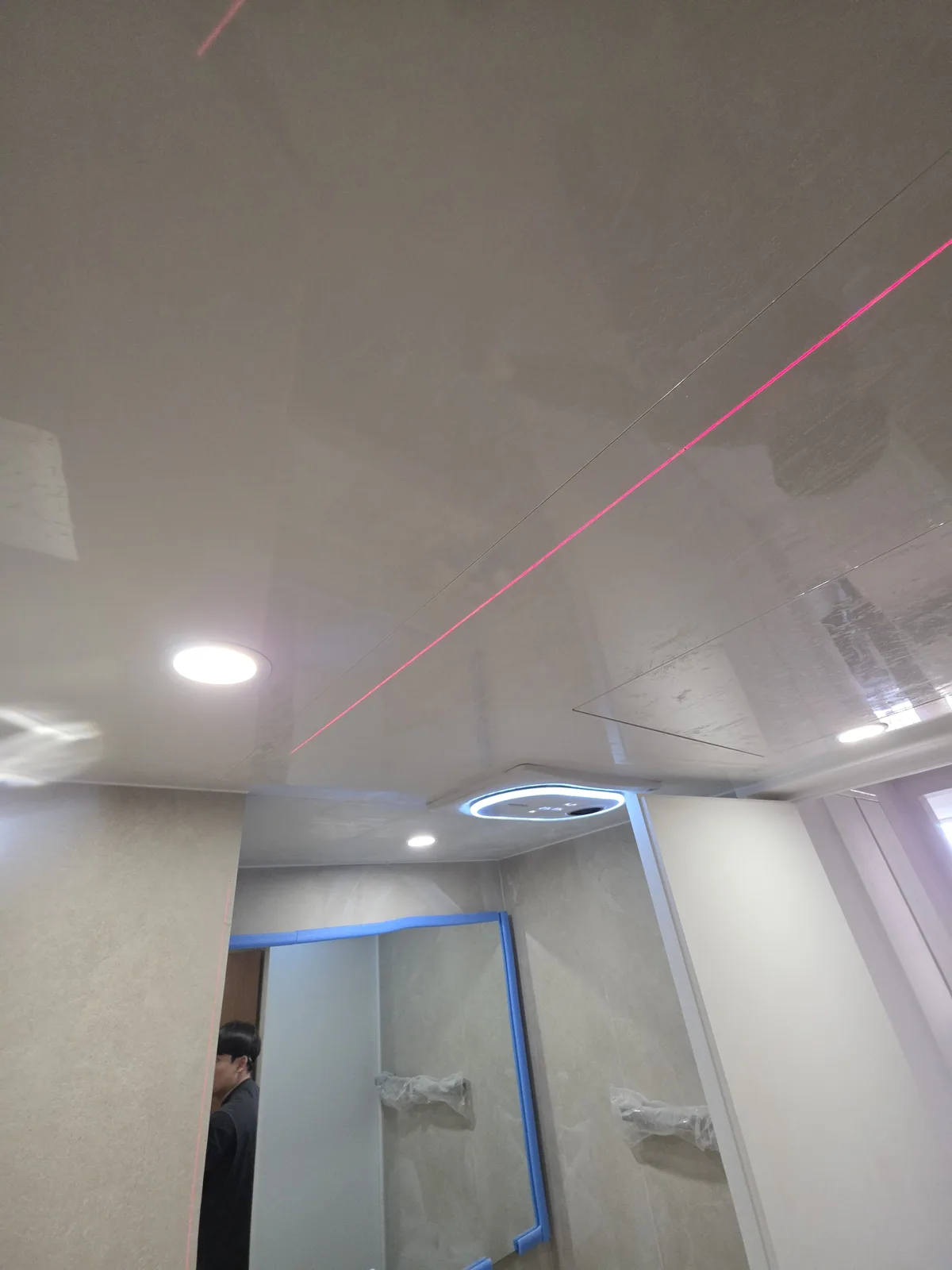 투명 유리 칸막이 신규 설치 시공 후 서울 강동구